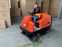 中國電動(dòng)掃地機(jī)十大排名