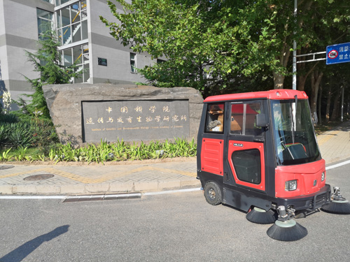 環(huán)衛(wèi)掃地機(jī)有哪些清潔優(yōu)勢(shì)
