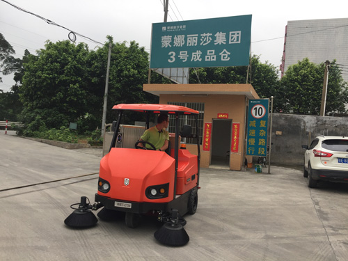 環(huán)衛(wèi)掃地車品牌