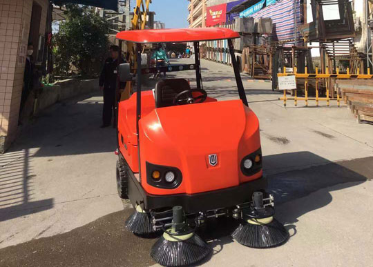 掃地車(chē)
