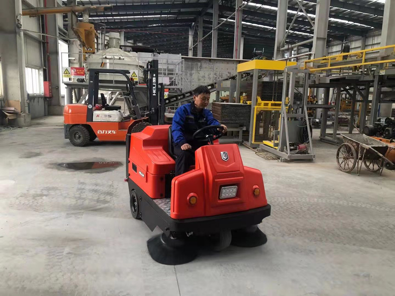 怎么選擇掃地車品牌呢？